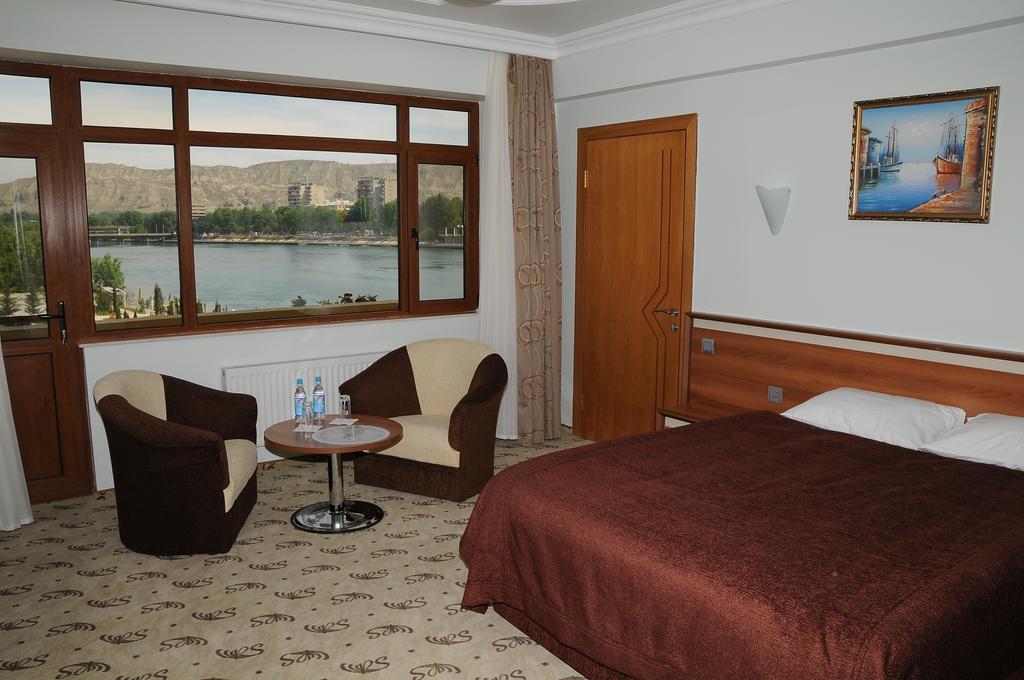 River Side Hotel มิงกาเชเวียร์ ห้อง รูปภาพ