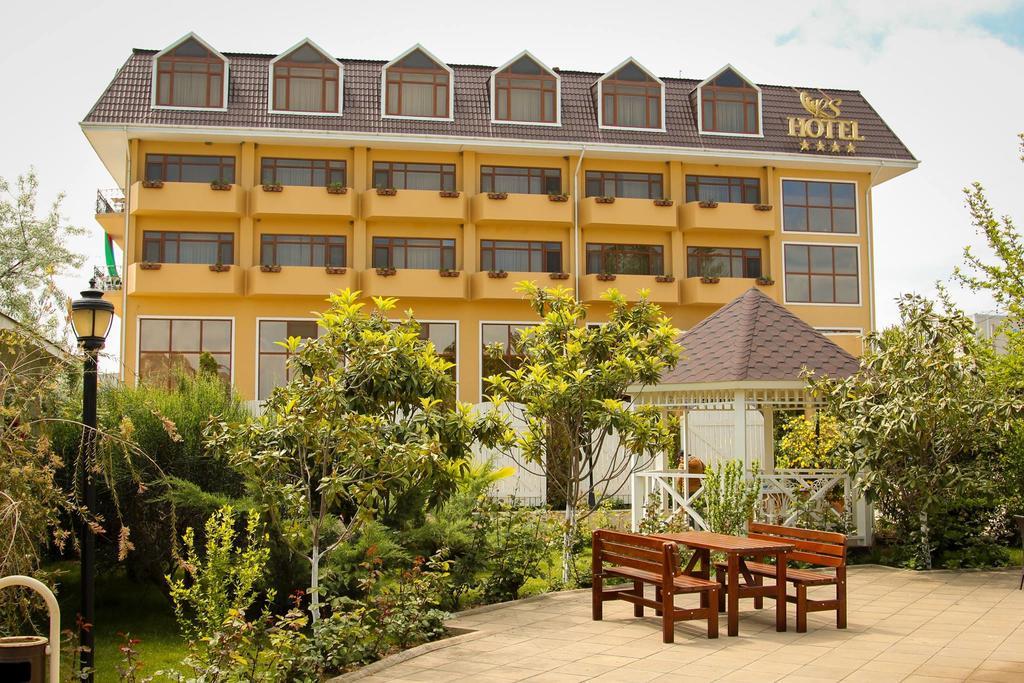 River Side Hotel มิงกาเชเวียร์ ภายนอก รูปภาพ