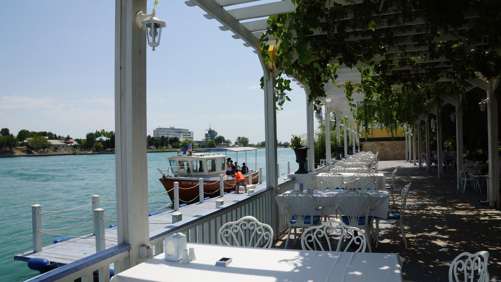 River Side Hotel มิงกาเชเวียร์ ภายนอก รูปภาพ