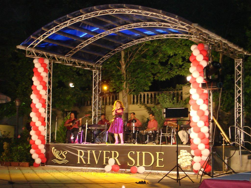 River Side Hotel มิงกาเชเวียร์ ภายนอก รูปภาพ