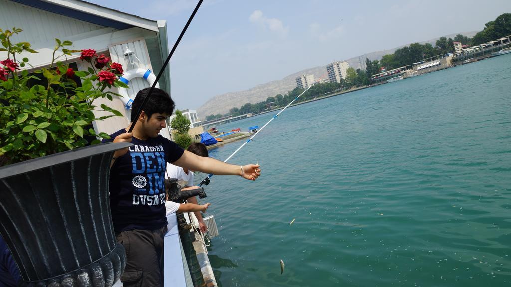 River Side Hotel มิงกาเชเวียร์ ภายนอก รูปภาพ