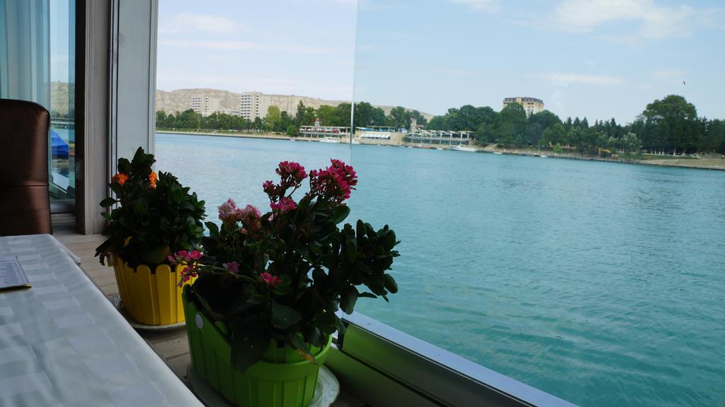 River Side Hotel มิงกาเชเวียร์ ภายนอก รูปภาพ